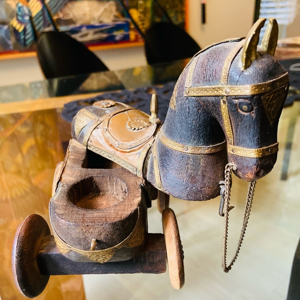SALE! Antique Rajasthani wood carved Marwari war or wedding horse - Picture 7 of 13
